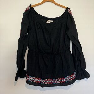 NWT Savanna Jane Black Boho Blouse with Colorful Embroidery Large
